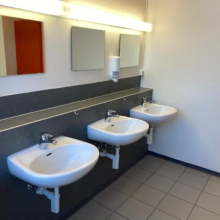 Maxon Pavillon By Mountain * Davos