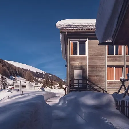 Lodge Maxon Pavillon *