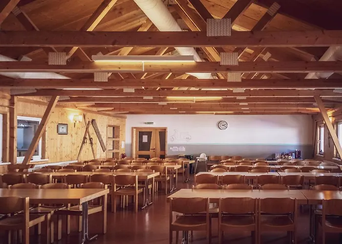 Maxon Pavillon By Mountain